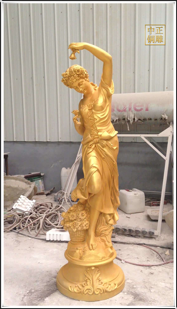 四季女神雕塑.jpg 四季女神雕塑.jpg