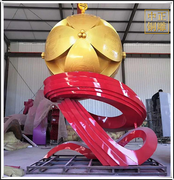 中國(guó)結(jié)雕塑價(jià)格.jpg 中國(guó)結(jié)雕塑價(jià)格.jpg