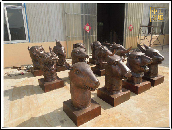 十二生肖獸首雕塑.jpg 十二生肖獸首雕塑.jpg