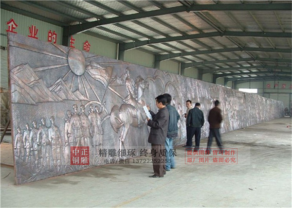 加工室外大型浮雕.jpg 加工室外大型浮雕.jpg