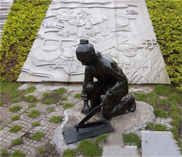 供應(yīng)中醫(yī)文化雕塑.jpg 供應(yīng)中醫(yī)文化雕塑.jpg