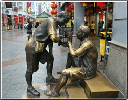 逗鳥人物銅雕塑 逗鳥人物銅雕塑