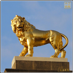 室外大型莊嚴(yán)獅子雕塑擺件 室外大型莊嚴(yán)獅子雕塑擺件