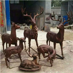 城市公園群鹿鑄造 城市公園群鹿鑄造